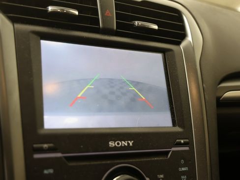 Used 2014 Ford Fusion Titanium image 5