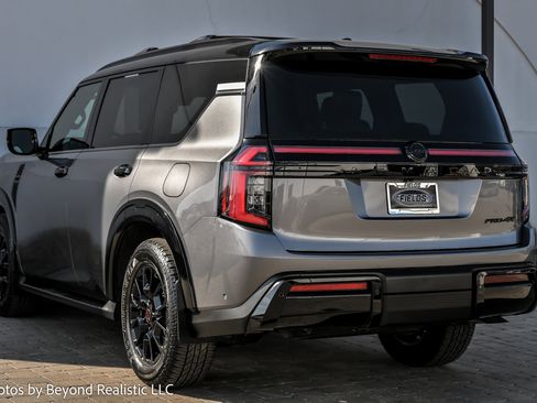 Used 2026 Nissan Armada PRO-4X image 10