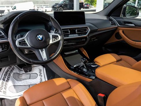 Used 2024 BMW X4 xDrive30i w/ Premium Package AWD/4WD image 17