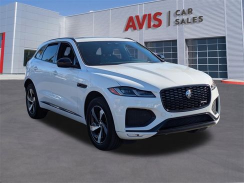 Used 2024 Jaguar F-PACE R-Dynamic S image 3