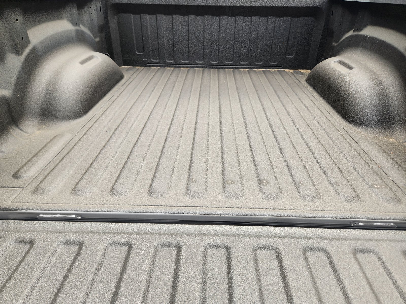 Used 2025 RAM 1500 Laramie w/ Laramie Southwest Edition AWD/4WD image 35