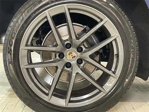 New 2026 Porsche Macan Turbo image 15