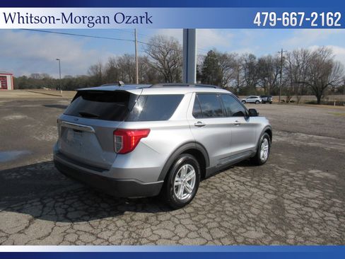 Used 2021 Ford Explorer XLT image 13