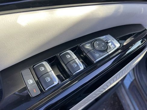 Certified 2024 Kia Carnival SX Prestige image 31