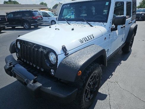 Used 2017 Jeep Wrangler Unlimited Sport AWD/4WD image 5