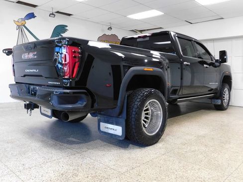 Used 2025 GMC Sierra 3500 Denali w/ Denali Reserve Package AWD/4WD image 4