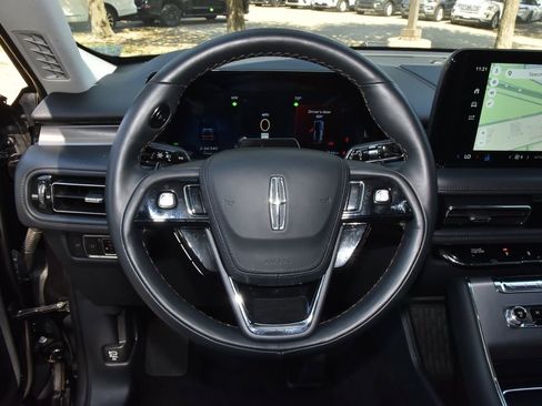 Used 2025 Lincoln Aviator 2WD w/ Equipment Group 101A image 23