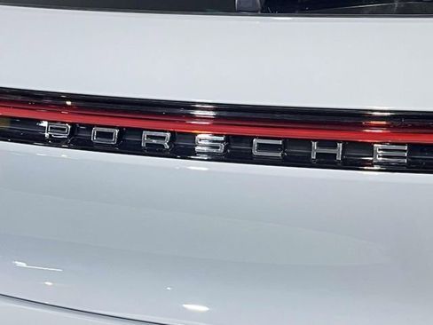 New 2026 Porsche Macan AWD/4WD image 11