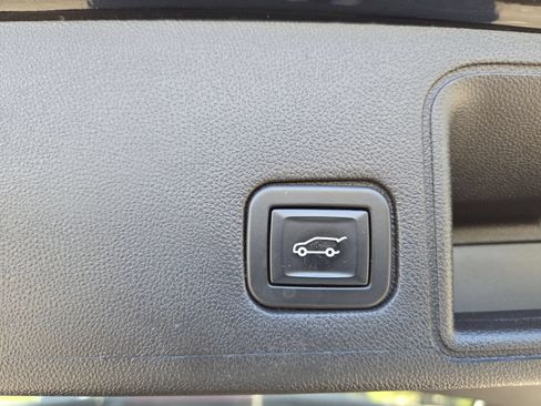 Used 2022 GMC Terrain Denali AWD/4WD image 24