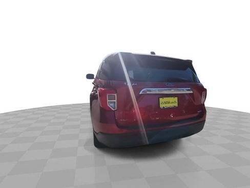 Used 2020 Ford Explorer XLT RWD image 7