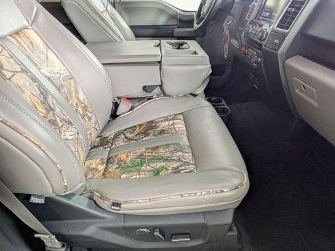 Used 2015 Ford F150 XLT w/ Equipment Group 302A Luxury RWD image 27