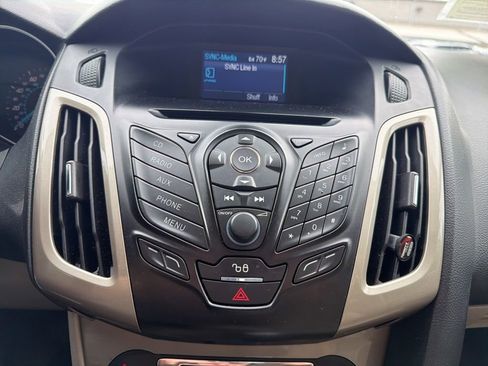 Used 2012 Ford Focus SEL FWD image 19