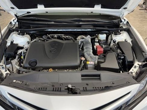 Used 2023 Toyota Camry XSE image 10