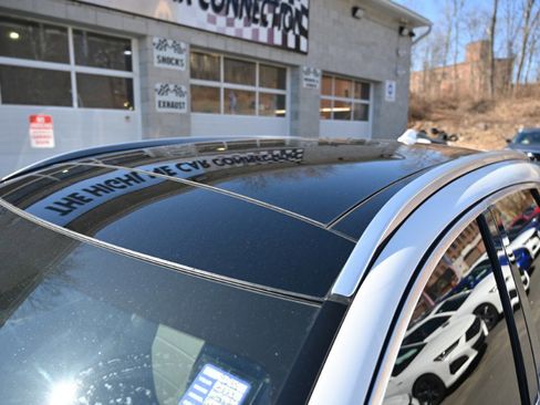 Used 2023 INFINITI QX50 Sensory image 13