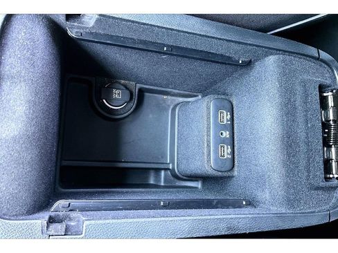 Used 2023 Dodge Charger R/T w/ Performance Handling Group RWD image 32