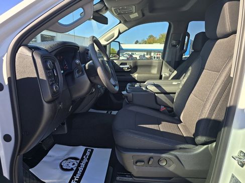 New 2026 Chevrolet Silverado 2500 Custom w/ Custom Value Package image 9