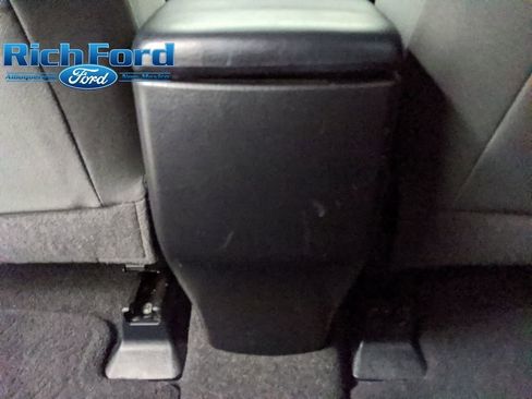 Used 2015 Toyota RAV4 LE image 19