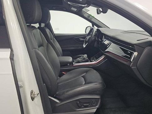 Used 2023 Audi Q7 2.0T Premium Plus w/ Premium Plus Package AWD/4WD image 8