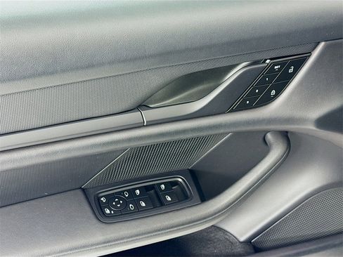 Certified 2023 Porsche Taycan 4S image 11