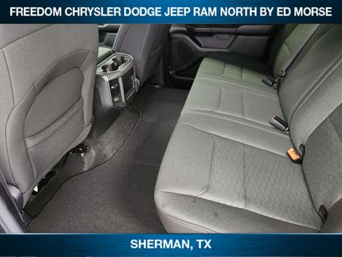 New 2026 RAM 1500 Express AWD/4WD image 21