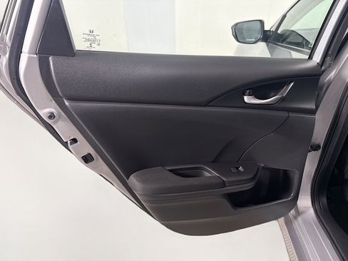 Used 2019 Honda Civic LX image 25