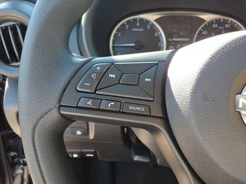 New 2025 Nissan Kicks Play S image 19