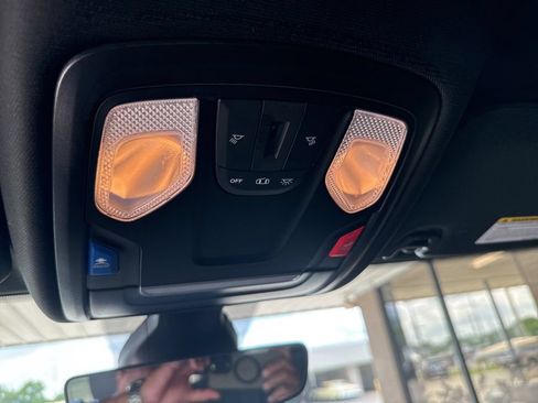 Used 2024 RAM 3500 Big Horn AWD/4WD image 18