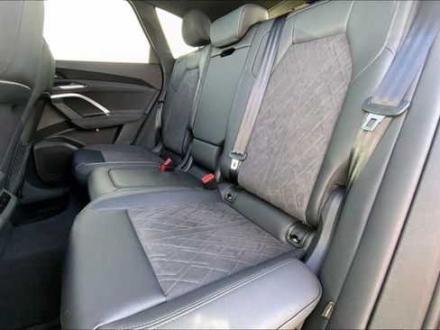New 2025 Audi SQ5 Premium Plus image 9