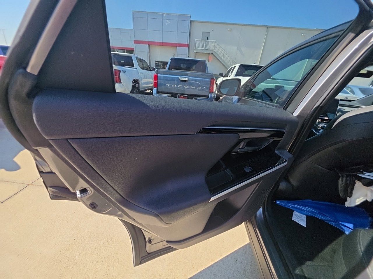 Used 2024 Toyota bZ4X FWD w/ Weather Package image 8
