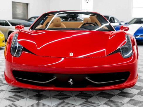 Used 2013 Ferrari 458 Spider RWD image 5