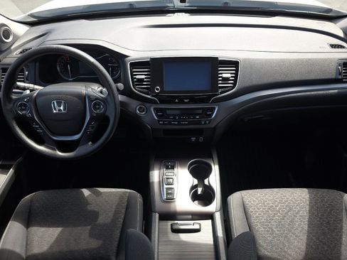 Used 2023 Honda Ridgeline Sport image 13