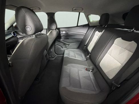 Certified 2024 Chevrolet Trax LS w/ LS Convenience Package FWD image 26