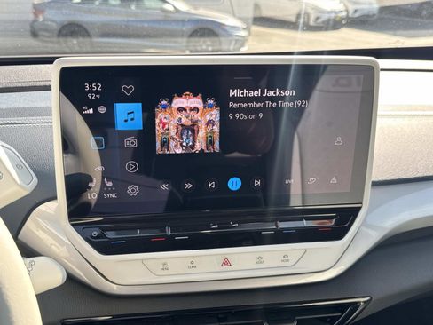 Used 2023 Volkswagen ID.4 Pro S image 23