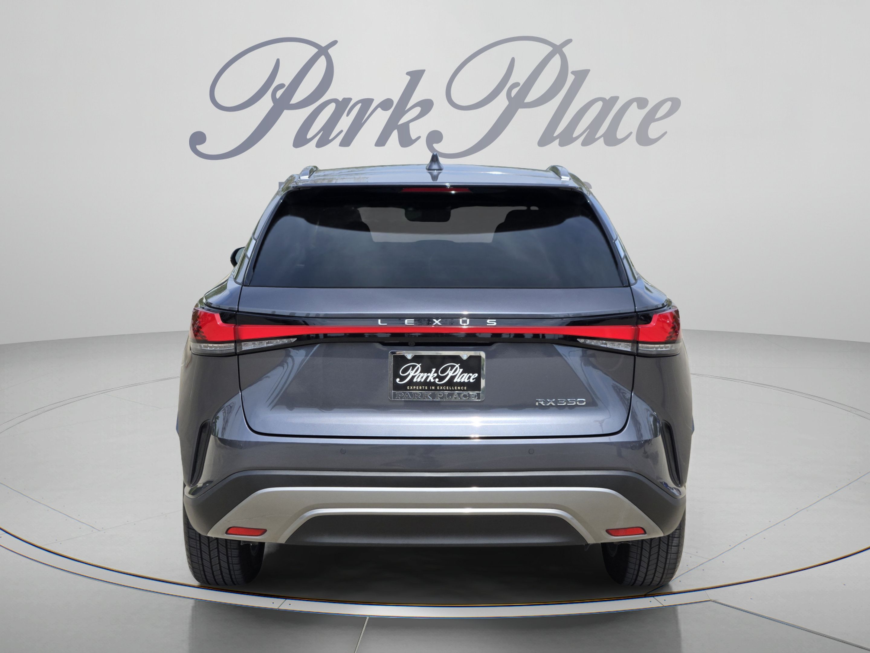 Used 2025 Lexus RX 350 Premium w/ Accessory Package (Z1) FWD image 4