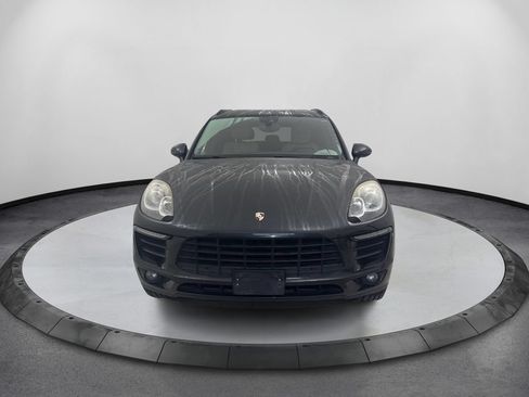 Used 2017 Porsche Macan AWD/4WD image 2