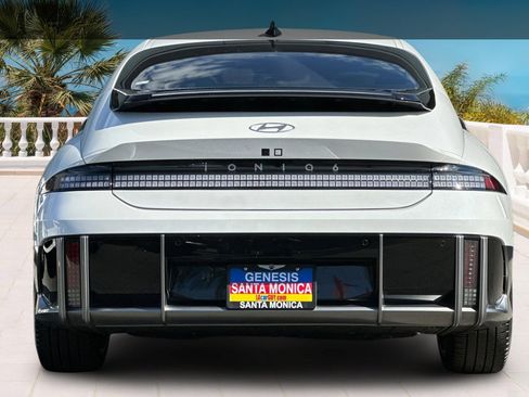 Used 2023 Hyundai Ioniq 6 SEL image 5