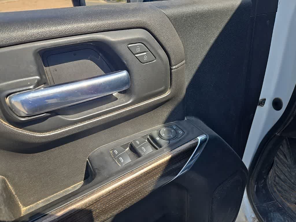 Used 2023 Chevrolet Silverado 2500 LT AWD/4WD image 8