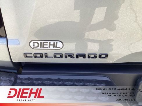 Used 2025 Chevrolet Colorado ZR2 AWD/4WD image 13