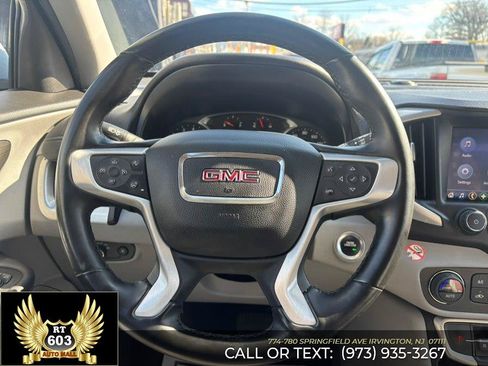 Used 2023 GMC Terrain SLT FWD image 12