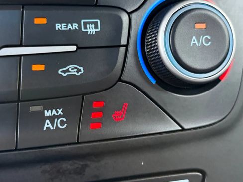 Used 2019 Ford Escape SE AWD/4WD image 24