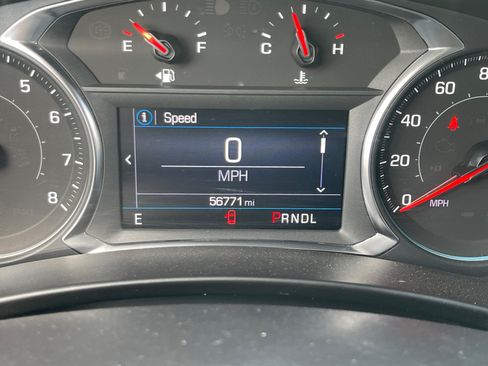 Used 2023 Chevrolet Equinox LT AWD/4WD image 11