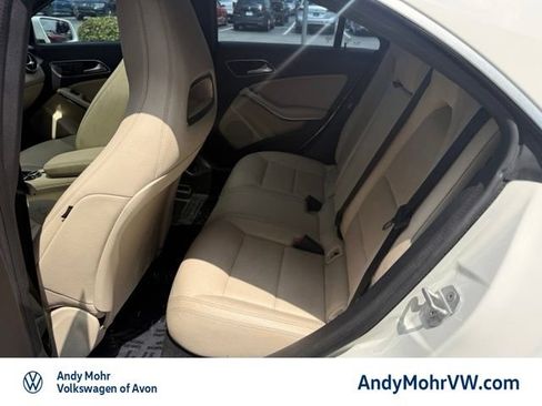 Used 2014 Mercedes-Benz CLA 250 image 19