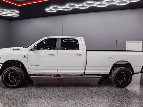 Used 2019 RAM 2500 Big Horn AWD/4WD image 2