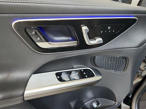 Certified 2024 Mercedes-Benz GLC 300 4MATIC image 18