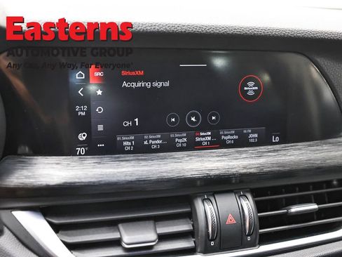Used 2020 Alfa Romeo Stelvio AWD image 19