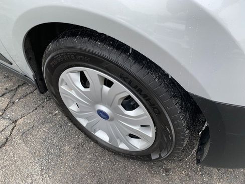 Used 2019 Ford Transit Connect XL image 9