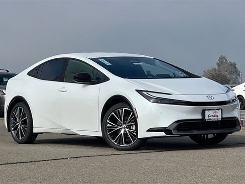 New 2026 Toyota Prius XLE image 2