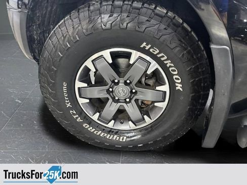 Used 2014 Nissan Frontier PRO-4X image 39