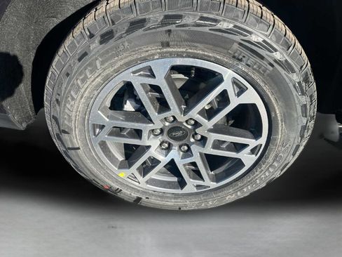 New 2026 Ford Expedition Max Active AWD/4WD image 9