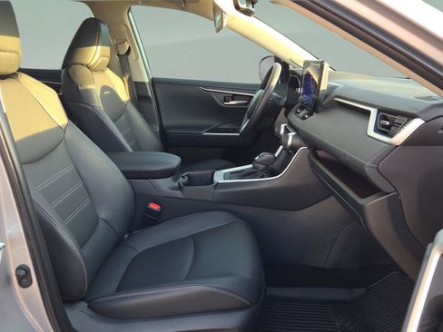 Certified 2025 Toyota RAV4 Limited w/ Weather Package image 20